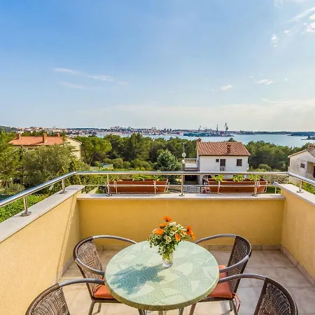 House Mimi Apartmán Pula